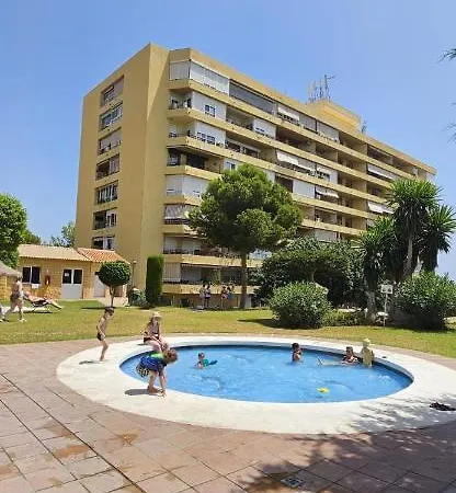 Апартаменты Apartamento La Colina Торремолинос